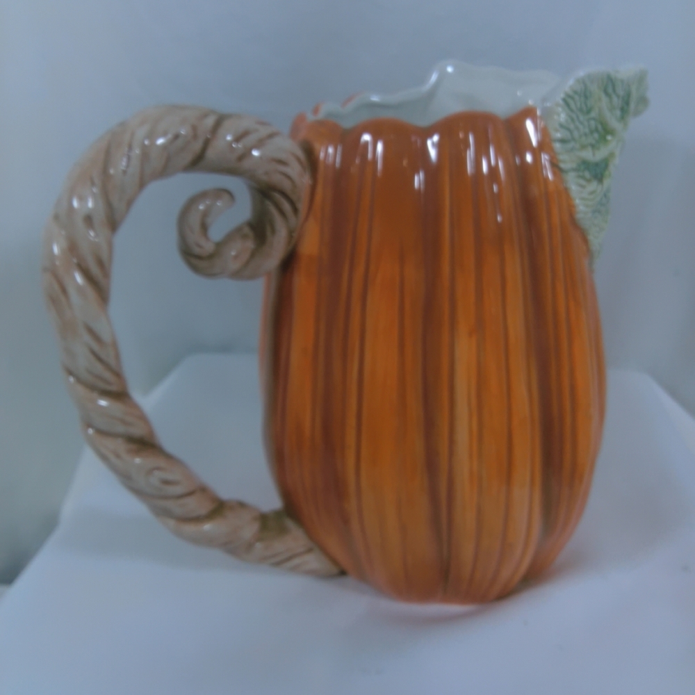 OCI Pitcher From 1989 2 Qt Pumpkin- Shaped Perfect Condition Collectable - Picture 4 of 7
